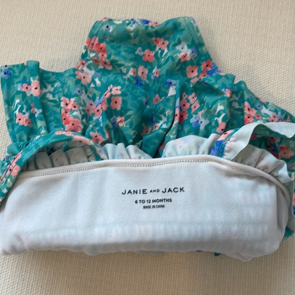 Janie and Jack baiting suit - Picture 3 of 3